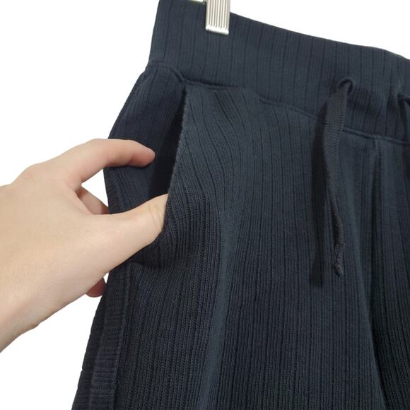 Nike | Ribbed Wide Leg Cropped Athletic Knit Pants with Pockets and Drawstring - Picture 10 of 16